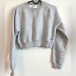 TNA Sweatfleece Cozy Fleece Perfect Fit Cropped Crewneck Sweater in Grey